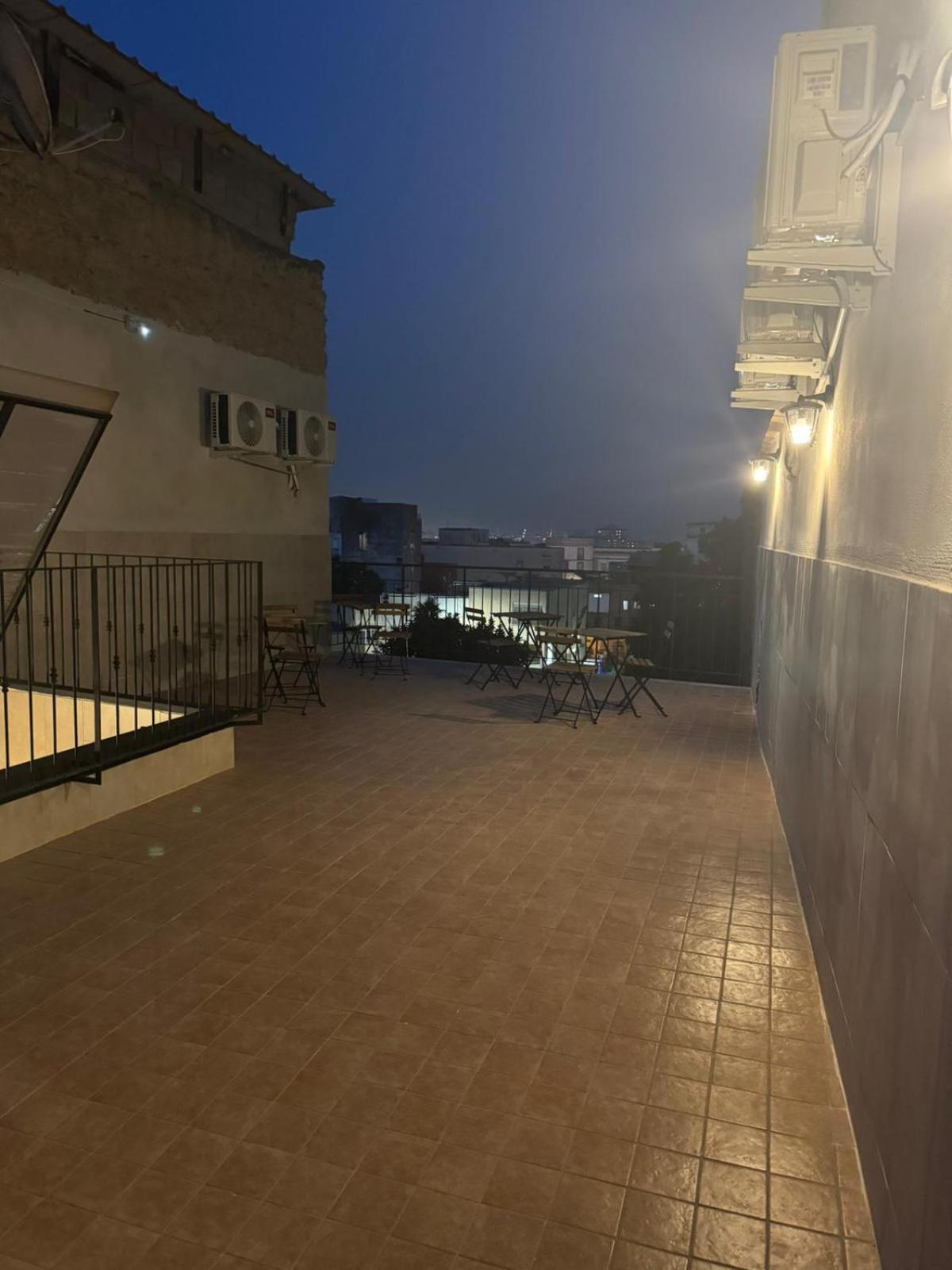 Terrazza Miracoli Napoli Aparthotel Eksteriør bilde