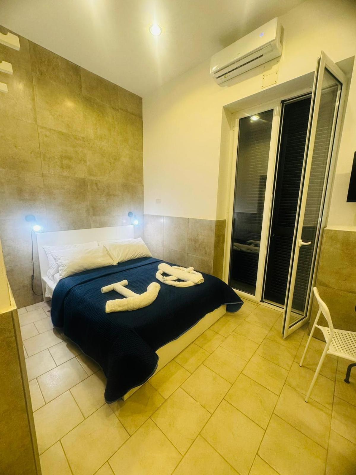 Terrazza Miracoli Napoli Aparthotel Eksteriør bilde
