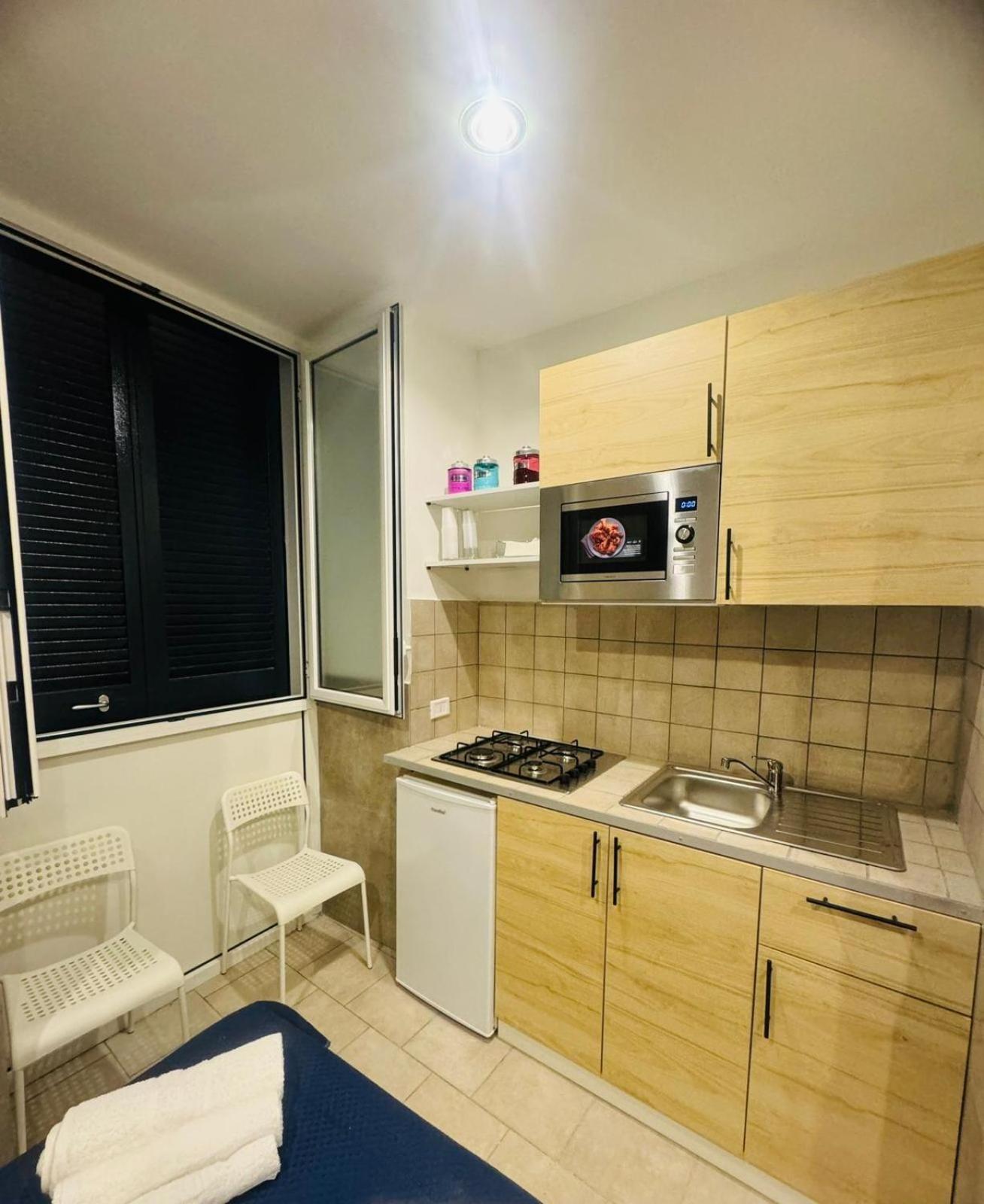 Terrazza Miracoli Napoli Aparthotel Eksteriør bilde
