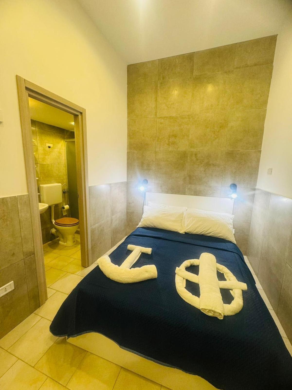Terrazza Miracoli Napoli Aparthotel Eksteriør bilde
