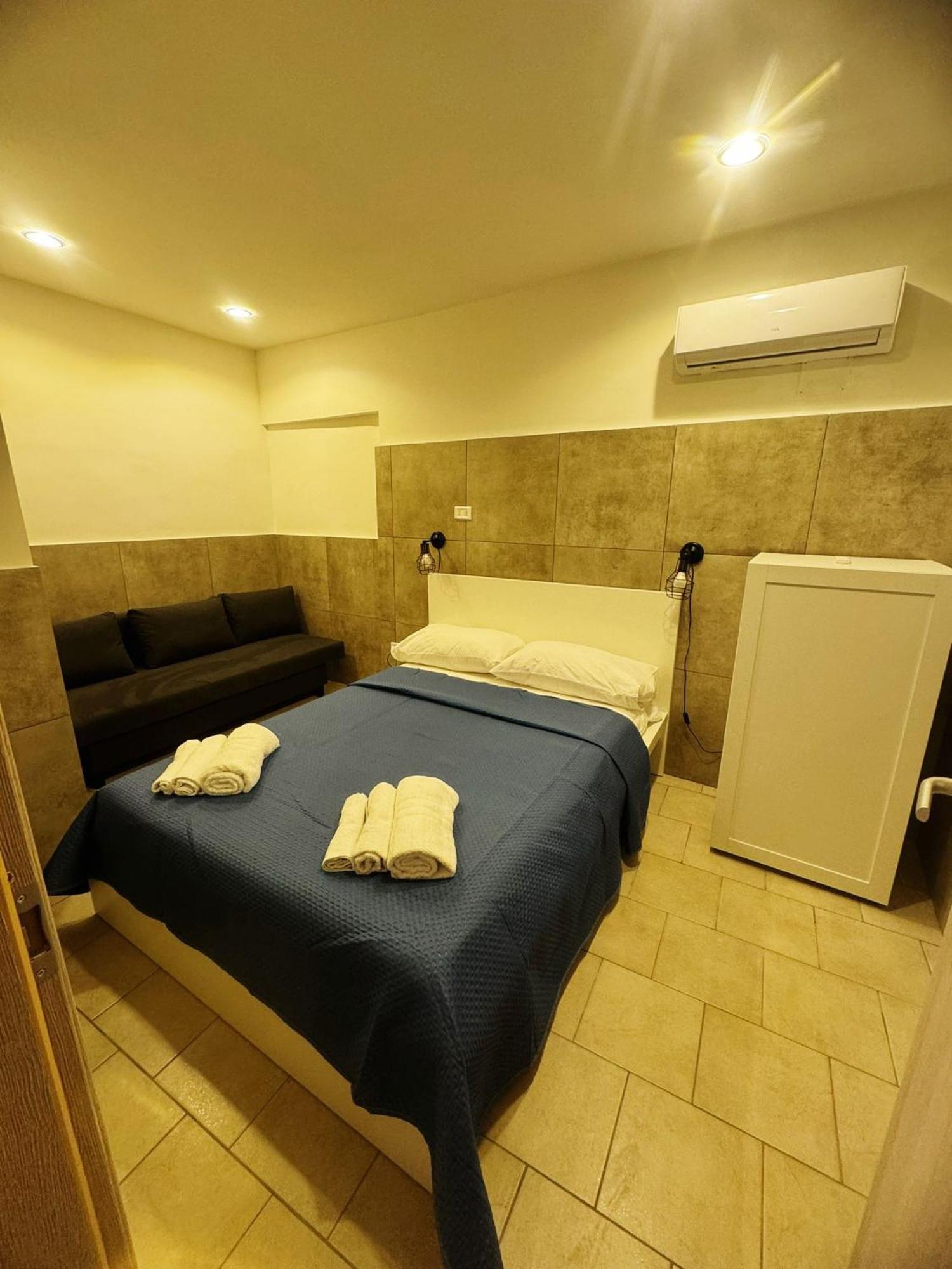 Terrazza Miracoli Napoli Aparthotel Eksteriør bilde