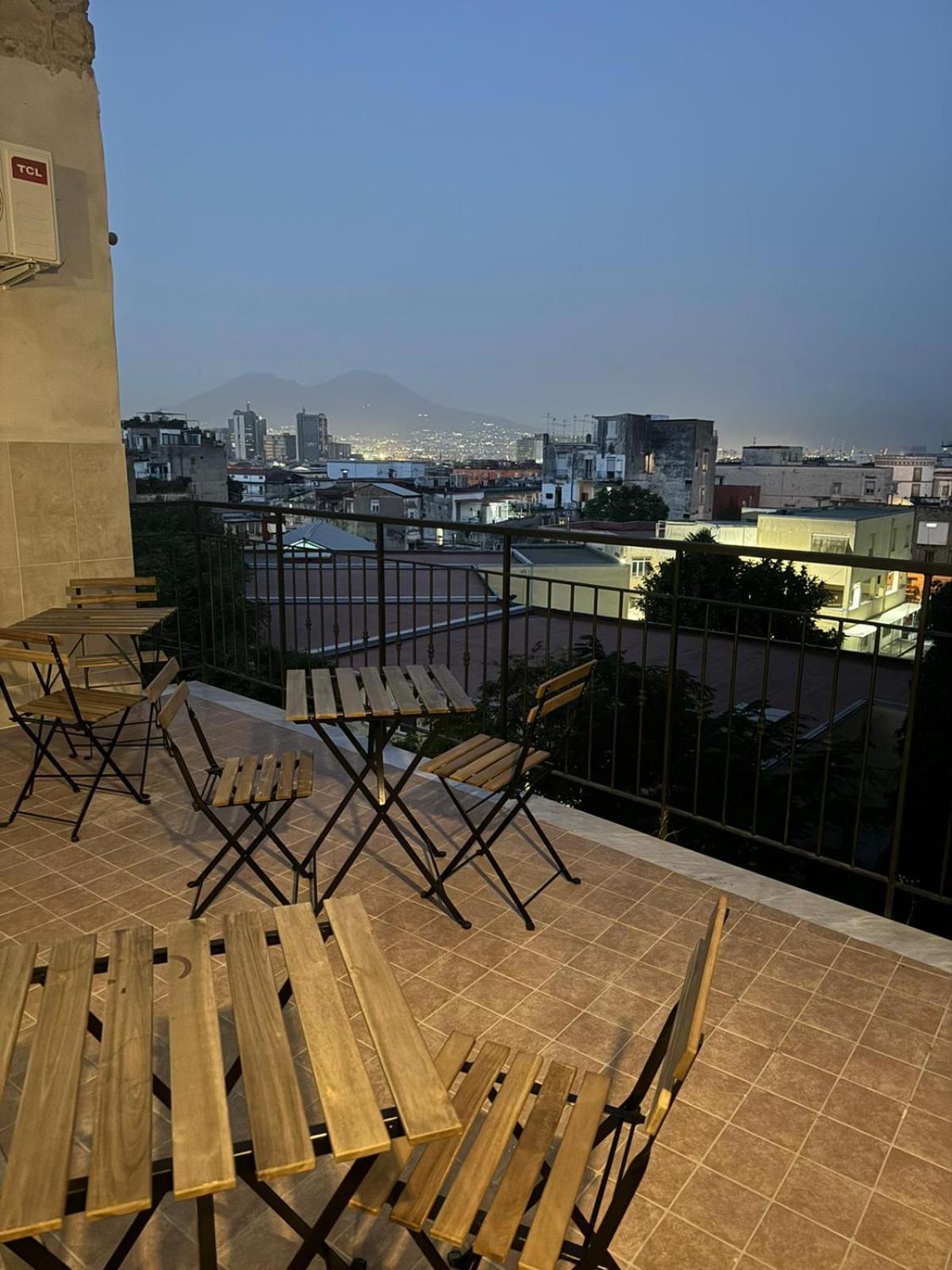 Terrazza Miracoli Napoli Aparthotel Eksteriør bilde