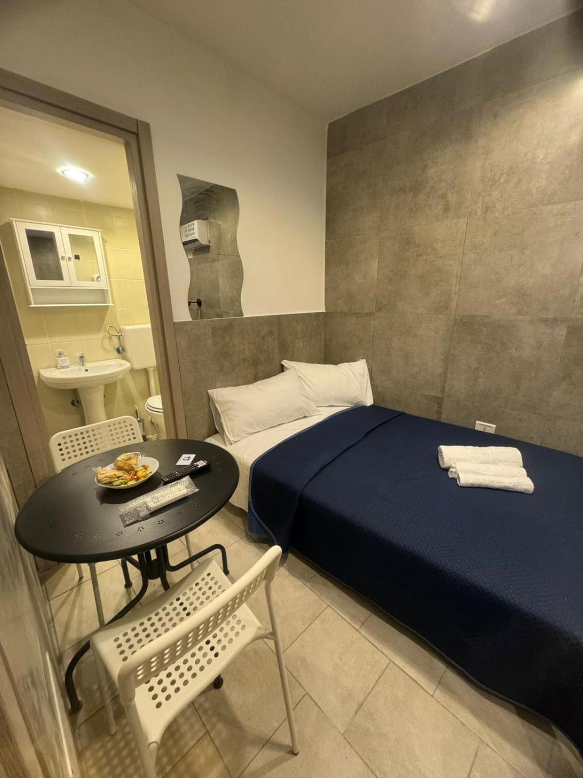 Terrazza Miracoli Napoli Aparthotel Eksteriør bilde