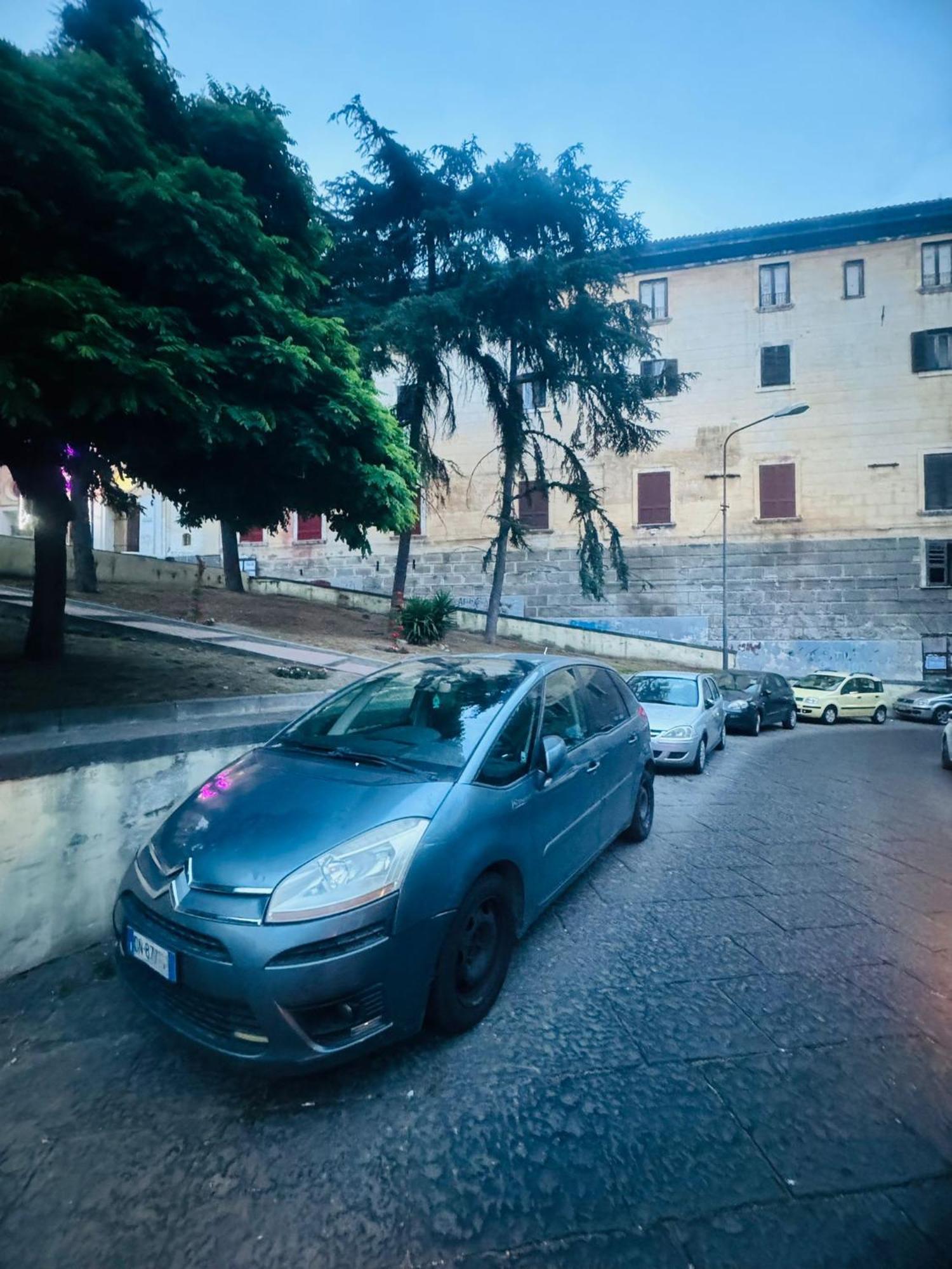 Terrazza Miracoli Napoli Aparthotel Eksteriør bilde